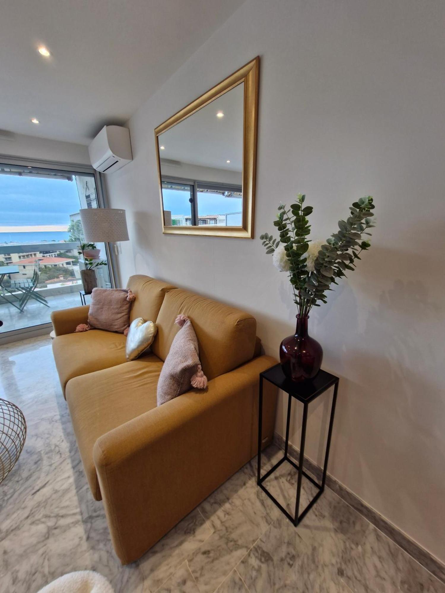אנטיב Sunny And Cosy Sea View Studio מראה חיצוני תמונה